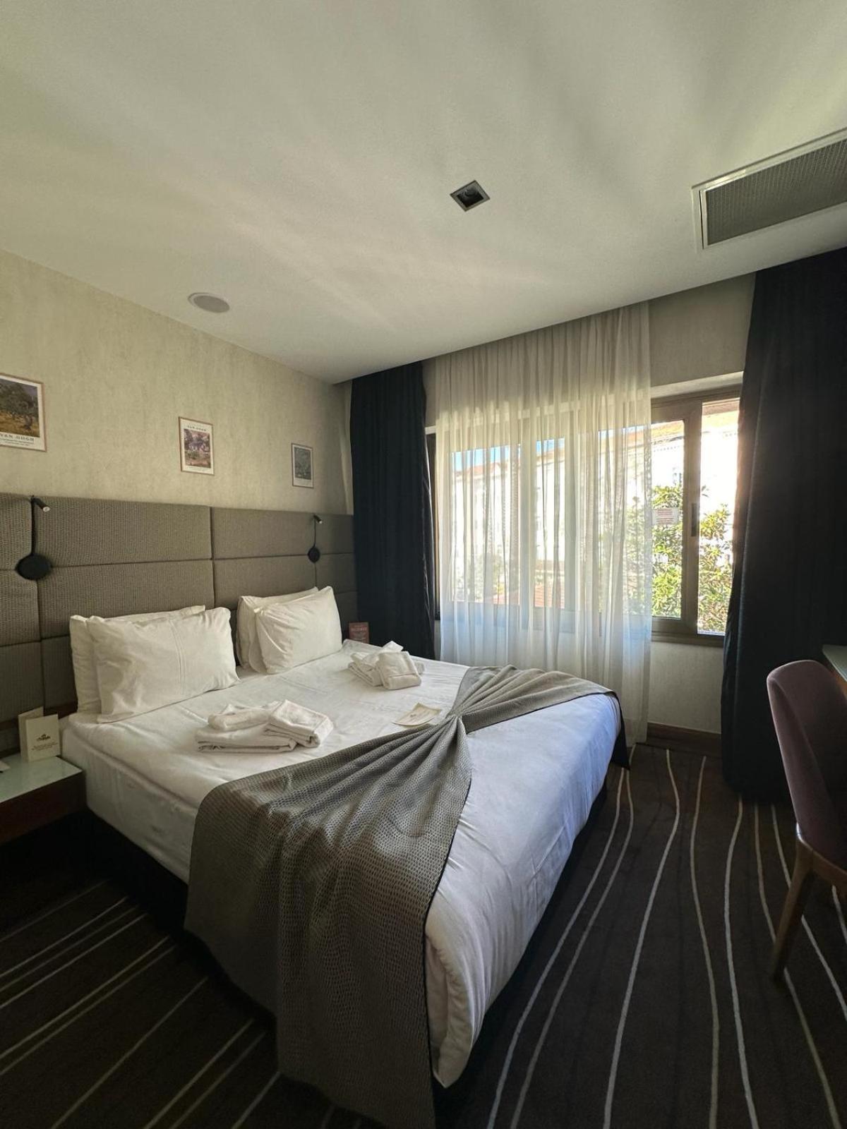 Cihangir Hotel Bosphorus Estambul Exterior foto