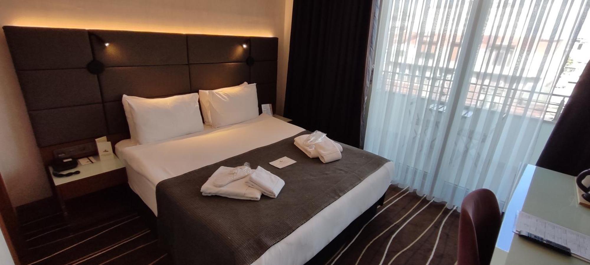 Cihangir Hotel Bosphorus Estambul Exterior foto